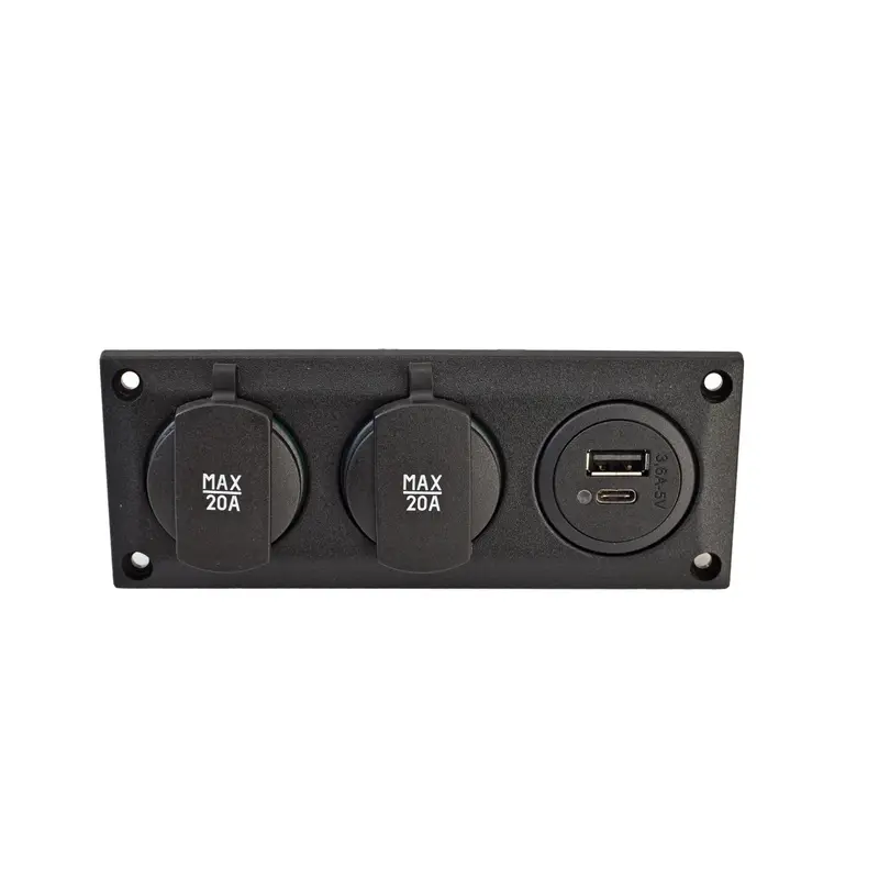 Dreifachrahmen mit 2xZigarettenanzünder + 1xUSB-A/USB-C Anschluss
