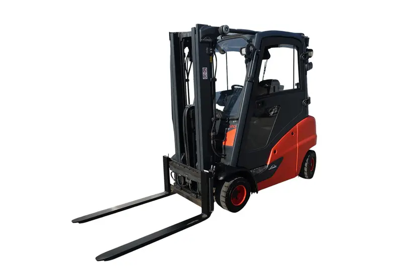 H20D Diesel Triplex Kabine
